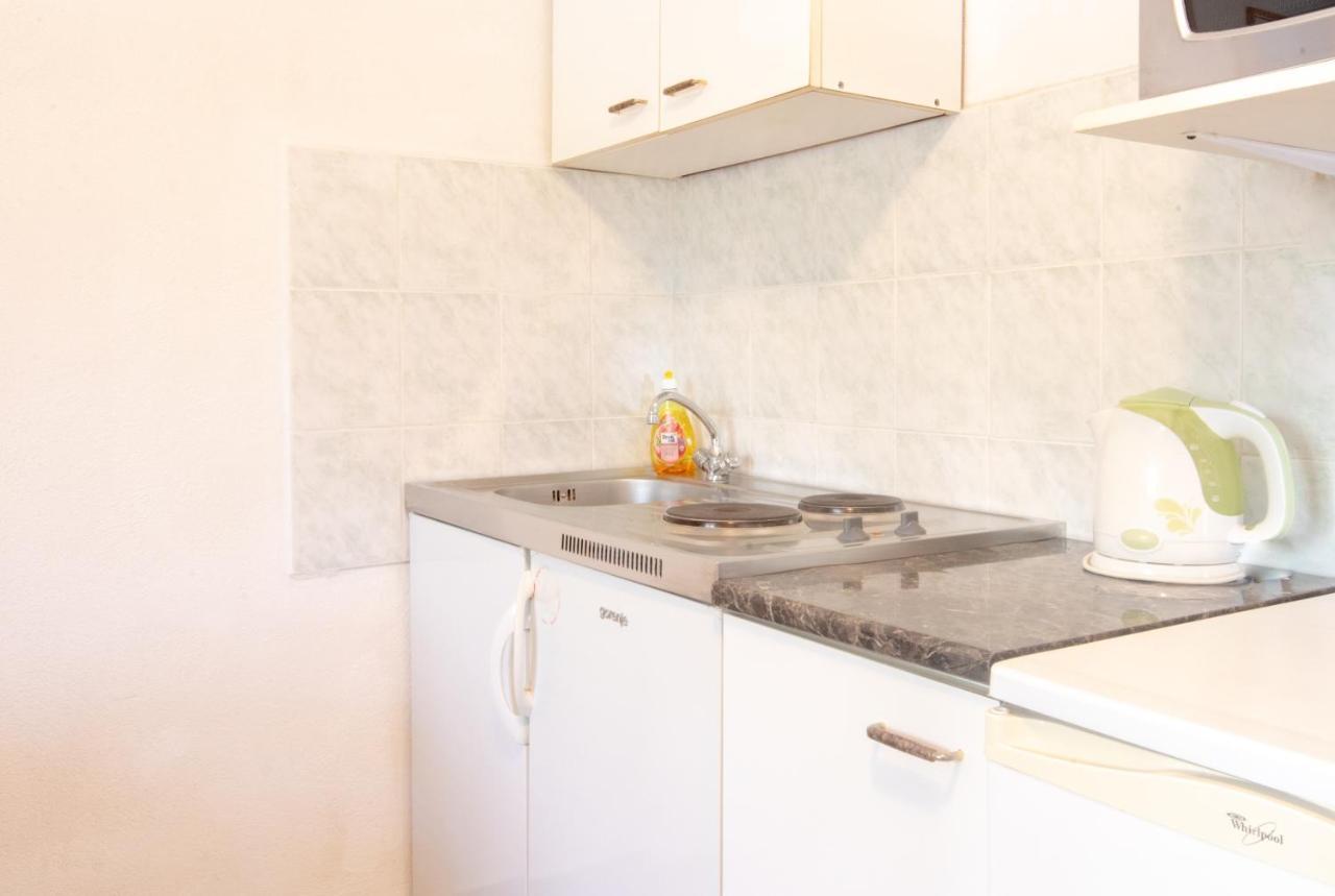 Apartments Family Roso Promajna Exterior foto